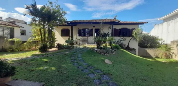 Casa com 4 Quartos à venda, 150m² no Parque Hotel, Araruama