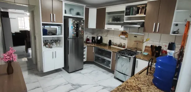 Casa de Vila com 3 Quartos à venda, 121m² no Chácara das Flores, Mogi das Cruzes
