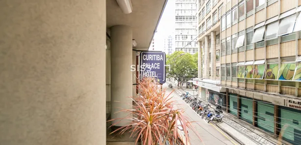 Prédio Inteiro com 71 Quartos à venda, 3608m² no Centro, Curitiba