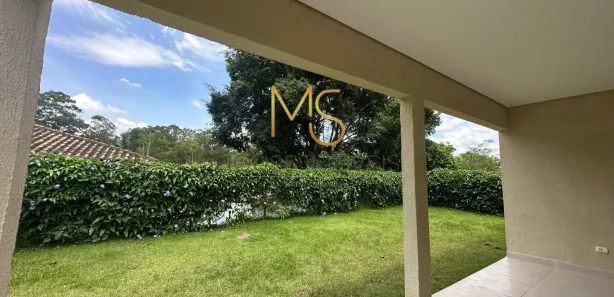 Casa com 3 Quartos para alugar, 198m² no Chácara dos Junqueiras, Carapicuíba