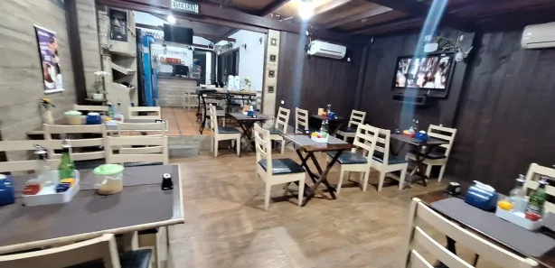 Loja / Salão / Ponto Comercial com 2 Quartos à venda, 120m² no Ingleses do Rio Vermelho, Florianópolis
