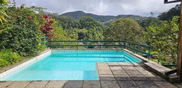 Casa com 3 Quartos à venda, 10m² no Castelanea, Petrópolis
