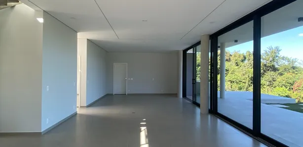 Casa de Condomínio com 5 Quartos para venda ou aluguel, 501m² no Serra Azul, 