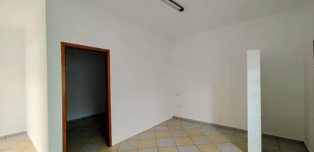 Conjunto Comercial / Sala para alugar, 26m² no Jardim das Tulipas, Holambra