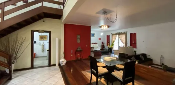 Casa de Condomínio com 4 Quartos para venda ou aluguel, 780m² no Chácara dos Junqueiras, Carapicuíba