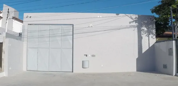 Galpão / Depósito / Armazém à venda, 408m² no Coroa do Meio, Aracaju