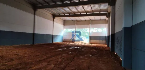 Galpão / Depósito / Armazém para alugar, 650m² no Loteamento Parque dos Canários, Itatiba