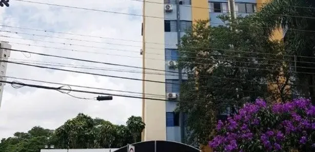 Apartamento com 3 Quartos para alugar, 66m² no Cláudia, Londrina