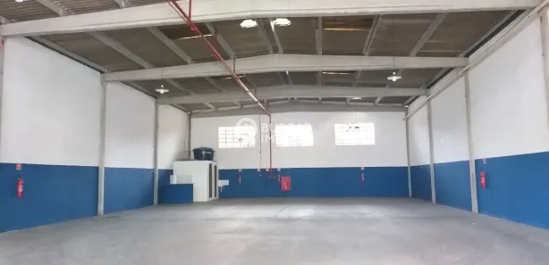 Galpão / Depósito / Armazém para alugar, 500m² no Portão, Lauro de Freitas