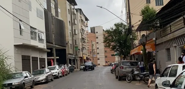 Loja / Salão / Ponto Comercial com 1 Quarto à venda, 196m² no Santo Antônio, Viçosa