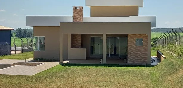 Fazenda / Sítio / Chácara com 3 Quartos à venda, 175m² no Floresta, Sarapuí