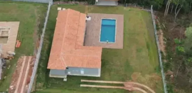 Fazenda / Sítio / Chácara com 4 Quartos à venda, 600m² no , Igaratá