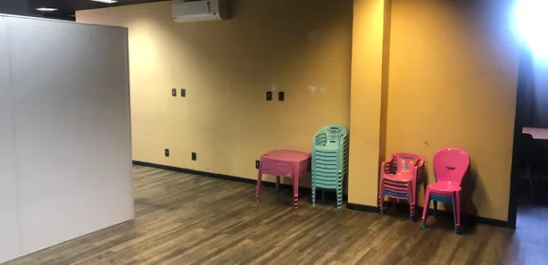 Prédio Inteiro com 1 Quarto para alugar, 1950m² no Alphaville I, Salvador