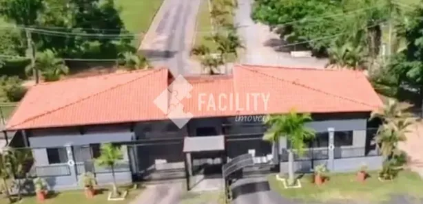 Fazenda / Sítio / Chácara com 3 Quartos à venda, 104m² no , Sarapuí