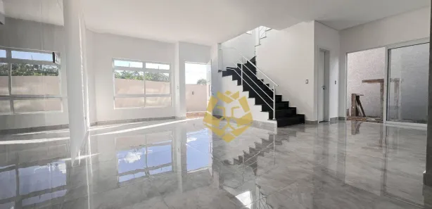 Sobrado com 3 Quartos à venda, 110m² no Boqueirão, Curitiba