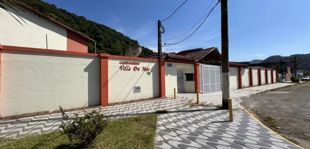 Casa de Condomínio com 2 Quartos à venda, 67m² no Balneario Mongaguá, Mongaguá