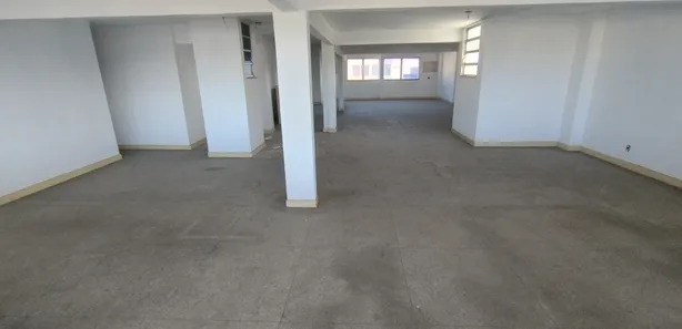 Andar / Laje corporativa para alugar, 178m² no Jardim Vinte e Cinco de Agosto, Duque de Caxias