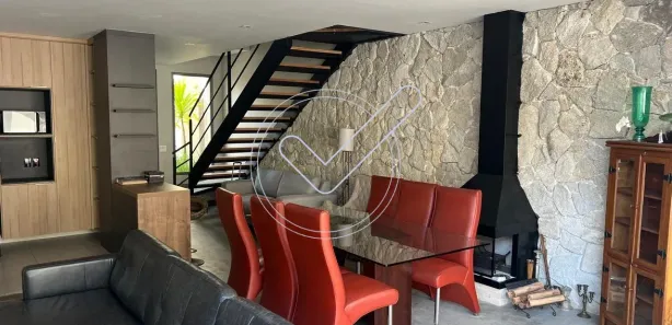 Casa com 3 Quartos para venda ou aluguel, 200m² no Tamboré, Santana de Parnaíba