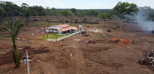 Fazenda / Sítio / Chácara à venda, 213m² no , Lagoa da Confusão