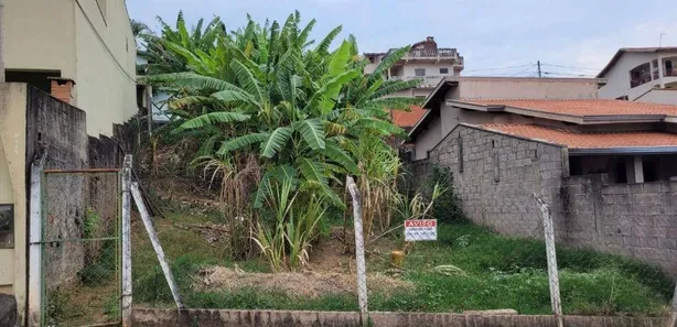 Terreno / Lote / Condomínio à venda, 318m² no Jardim das Palmeiras, Valinhos