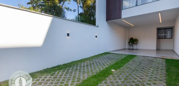 Sobrado com 3 Quartos à venda, 184m² no Badenfurt, Blumenau