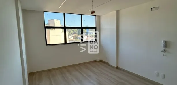 Conjunto Comercial / Sala para alugar, 25m² no Conforto, Volta Redonda