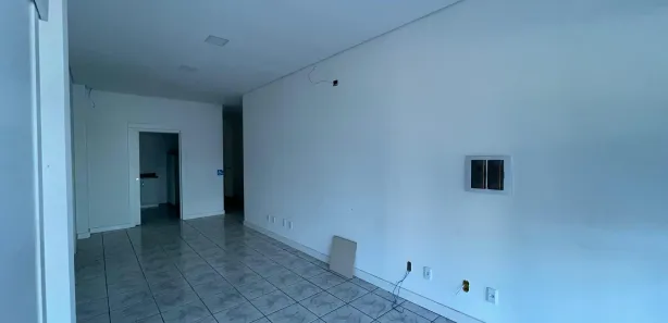 Conjunto Comercial / Sala para alugar, 10m² no Santa Maria, Chapecó