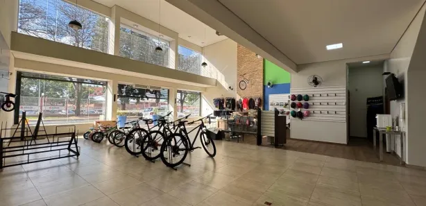 Prédio Inteiro para alugar, 289m² no Vila Industrial, Araçatuba