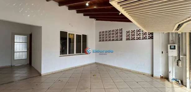 Casa com 3 Quartos para alugar, 140m² no Parque Residencial Casarão, Sumaré