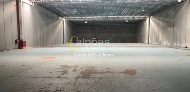 Galpão / Depósito / Armazém para alugar, 1500m² no Santa Fé, Osasco