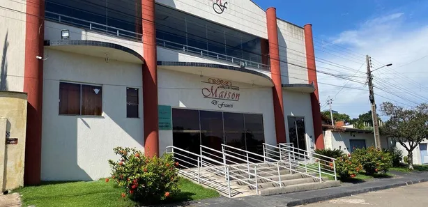 Prédio Inteiro à venda, 677m² no Garavelo Residencial Park, Aparecida de Goiânia