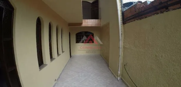 Sobrado com 4 Quartos para alugar, 270m² no Centro, Suzano