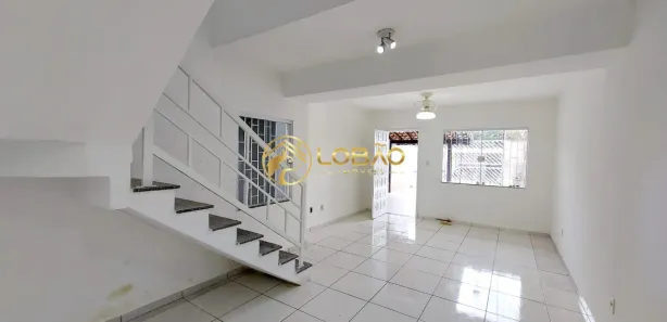 Sobrado com 3 Quartos à venda, 225m² no Parque Ipiranga II, Resende