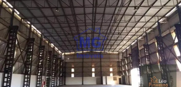 Galpão / Depósito / Armazém para alugar, 1920m² no Lagomar, Macaé