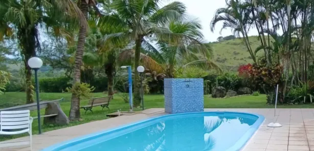 Fazenda / Sítio / Chácara com 7 Quartos à venda, 600m² no Centro, Cachoeiras de Macacu