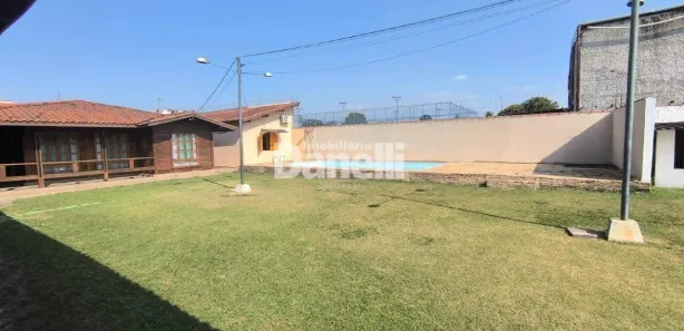 Loja / Salão / Ponto Comercial com 3 Quartos à venda, 627m² no , Tremembé