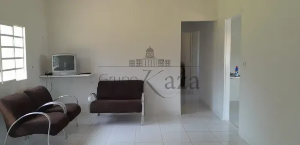 Fazenda / Sítio / Chácara com 2 Quartos à venda, 3000m² no Chácara Marambaia, Caçapava