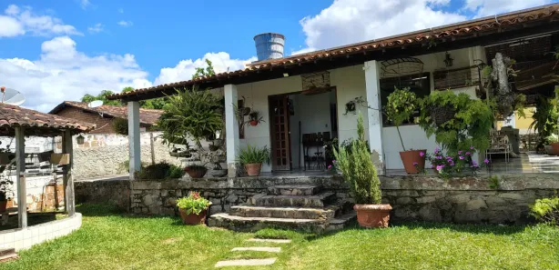 Fazenda / Sítio / Chácara com 7 Quartos à venda, 350m² no Ebenezer, Gravatá