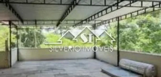 Fazenda / Sítio / Chácara com 4 Quartos à venda, 650m² no Xerém, Duque de Caxias
