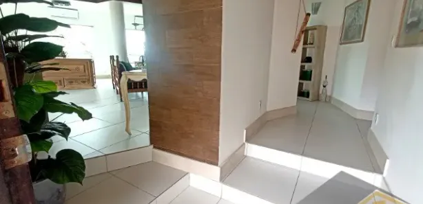 Sobrado com 3 Quartos para alugar, 247m² no Enseada, Guarujá