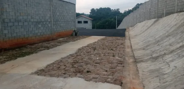 Galpão / Depósito / Armazém para alugar, 300m² no Veraneio Maracanã, Itaquaquecetuba