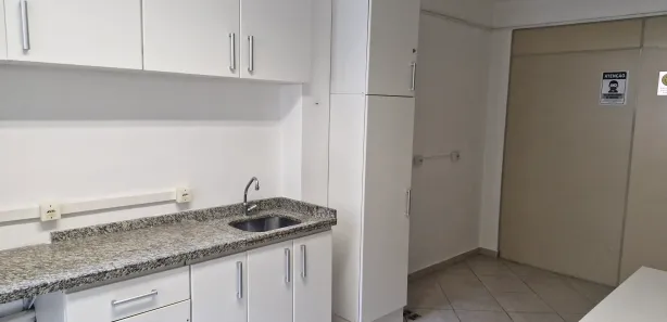 Andar / Laje corporativa para alugar, 270m² no Centro, Curitiba