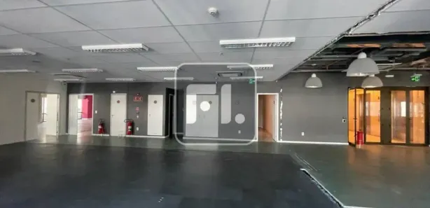 Conjunto Comercial / Sala para alugar, 368m² no Vila Cordeiro, São Paulo