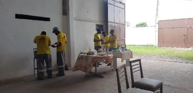 Galpão / Depósito / Armazém para venda ou aluguel, 1000m² no Centro, Simões Filho