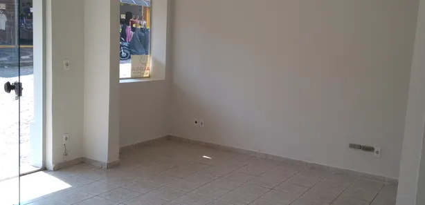 Loja / Salão / Ponto Comercial com 1 Quarto à venda, 227m² no Centro, Araras