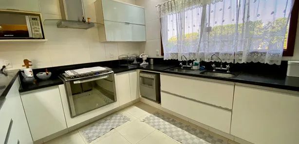 Casa de Condomínio com 5 Quartos à venda, 540m² no Park Way, Brasília