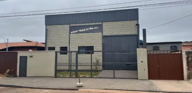 Galpão / Depósito / Armazém à venda, 360m² no Jardim Canadá, Nova Lima