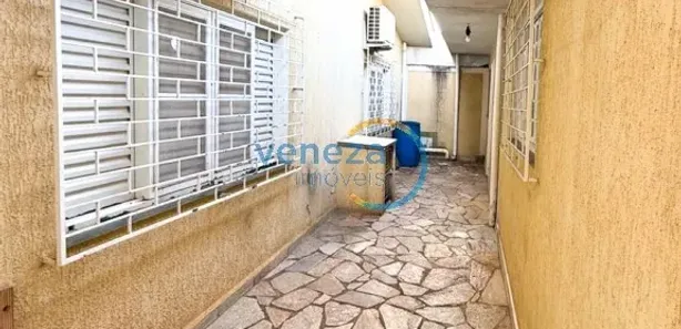 Casa com 4 Quartos para alugar, 205m² no Lago Parque, Londrina