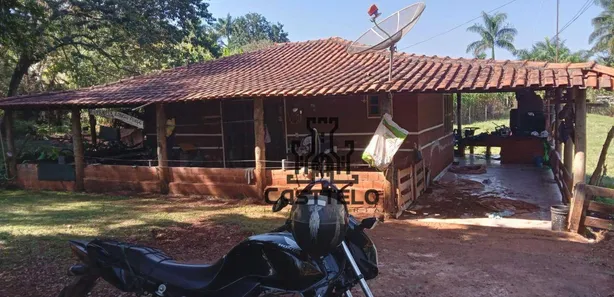 Fazenda / Sítio / Chácara com 3 Quartos à venda, 160m² no , Bela Vista do Paraíso