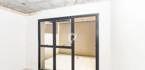 Conjunto Comercial / Sala à venda, 22m² no Centro, Curitiba